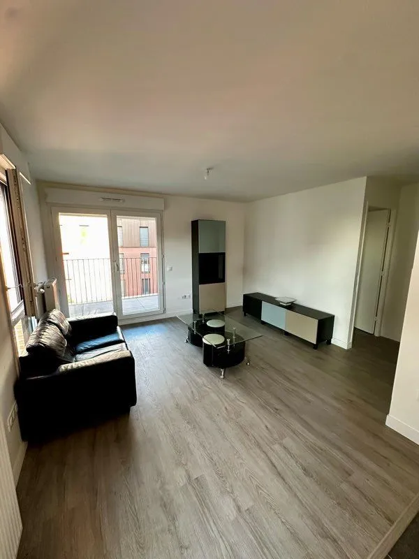 Location Romainville Appartement 6a4bbcb4cf48