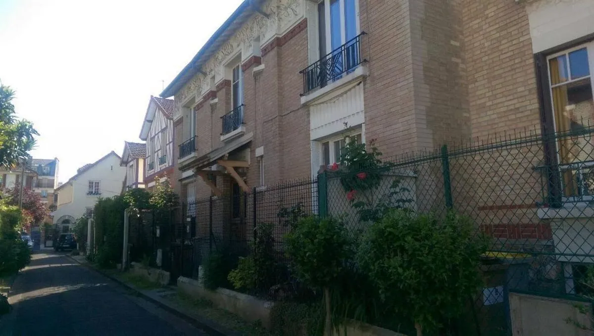 Location Courbevoie Appartement 6a4bc82a0d4f