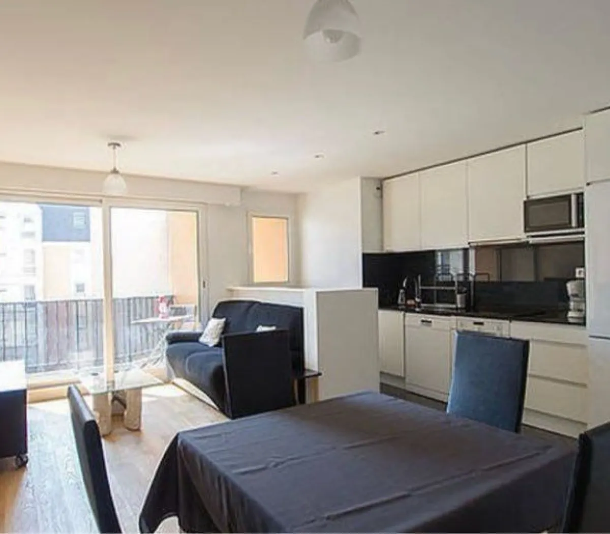 Location Montrouge Appartement 6a4bc8339778