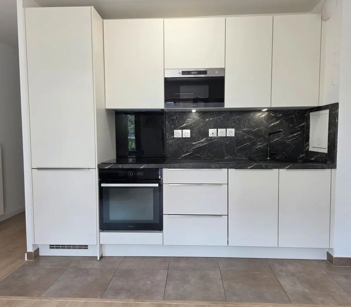 Location Asnières-sur-Seine Appartement 6a4bd1ec8b5f