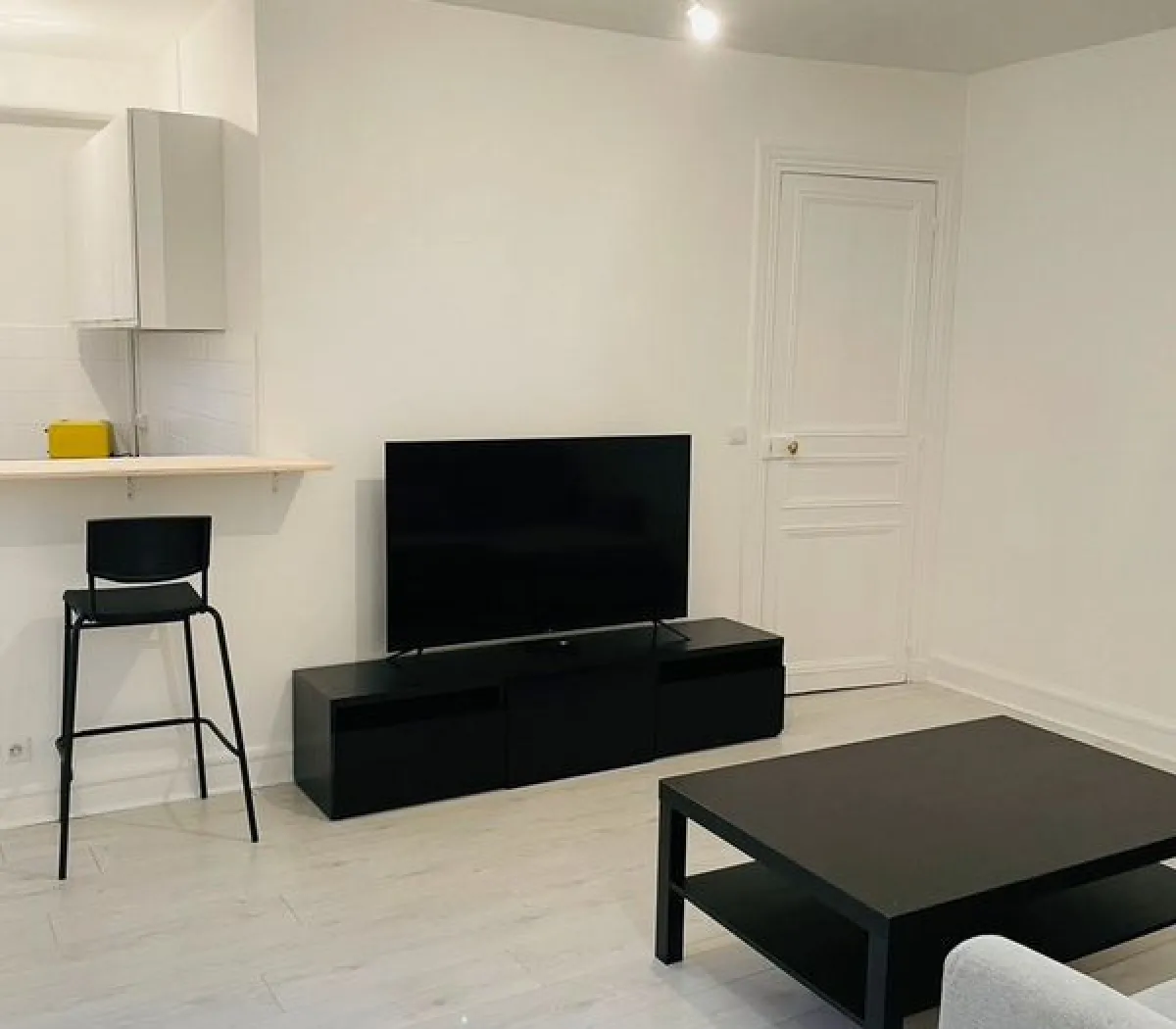 Location Issy-les-Moulineaux Appartement 6a4cfd798453