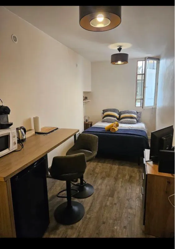 Location Aix-en-Provence Appartement 6a4cfeff045d