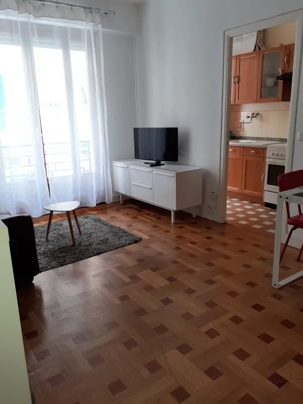 Location Nice Appartement 6a4da18b0a07