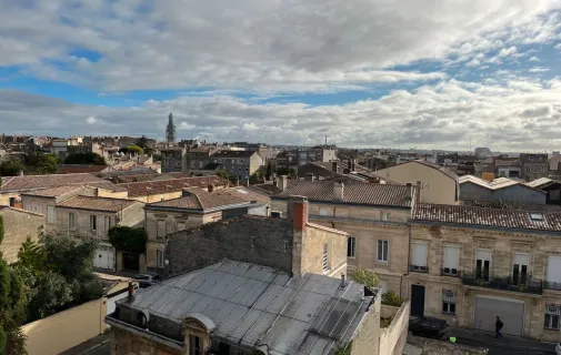 Location Bordeaux Appartement 6a4e8001a5fa
