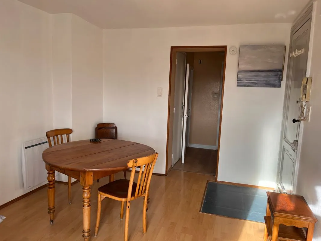 Location Bordeaux Appartement 6a4e8001a5fa