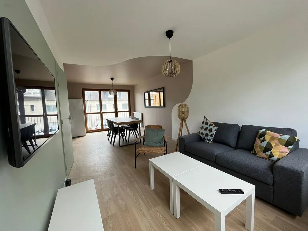 Location Rennes Appartement 6a4e8c7ee3b1