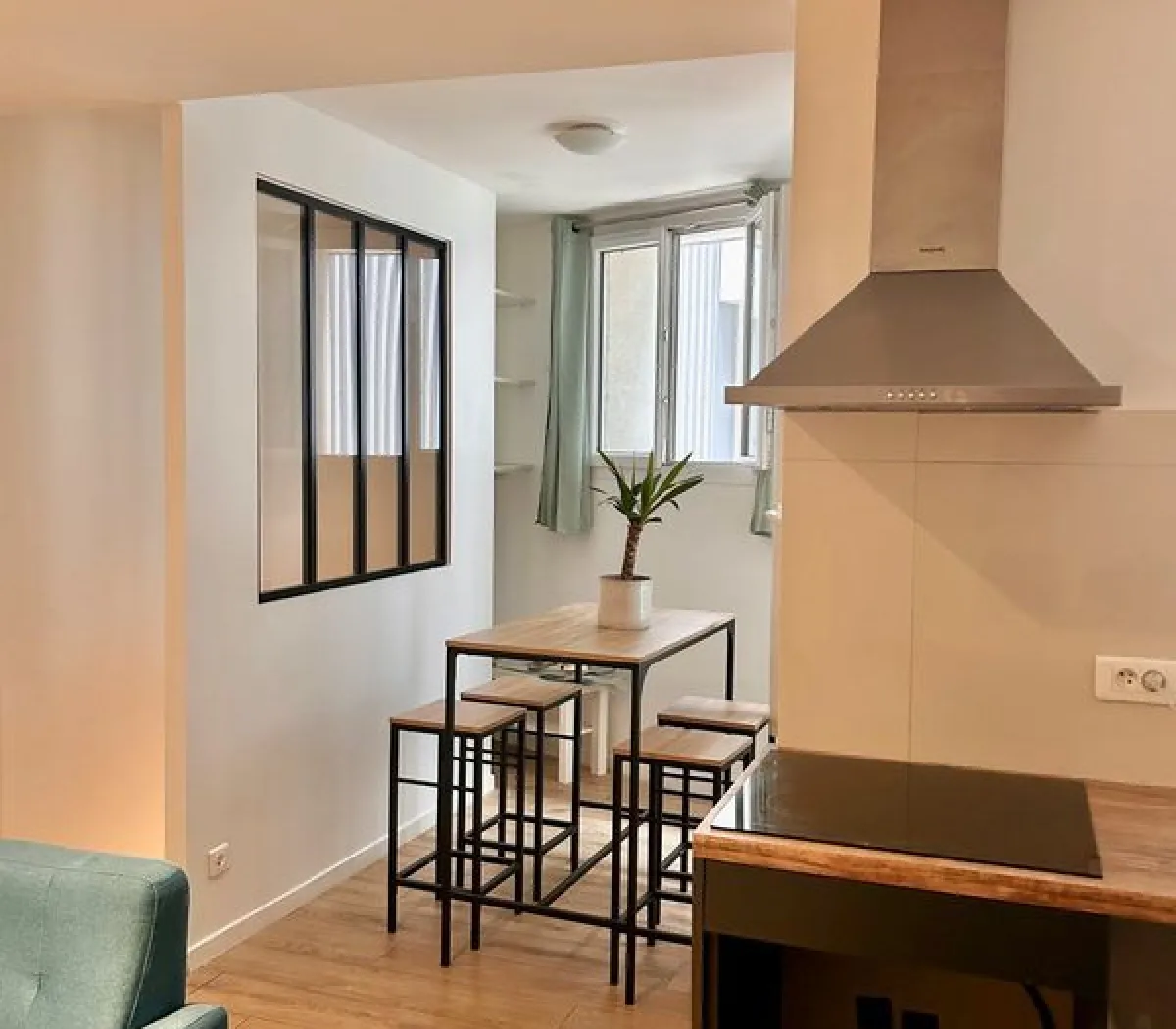 Location Paris Appartement 6a4e8c8f19a0