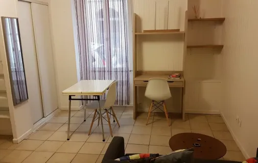 Location Bordeaux Appartement 6a4e8f29ca80
