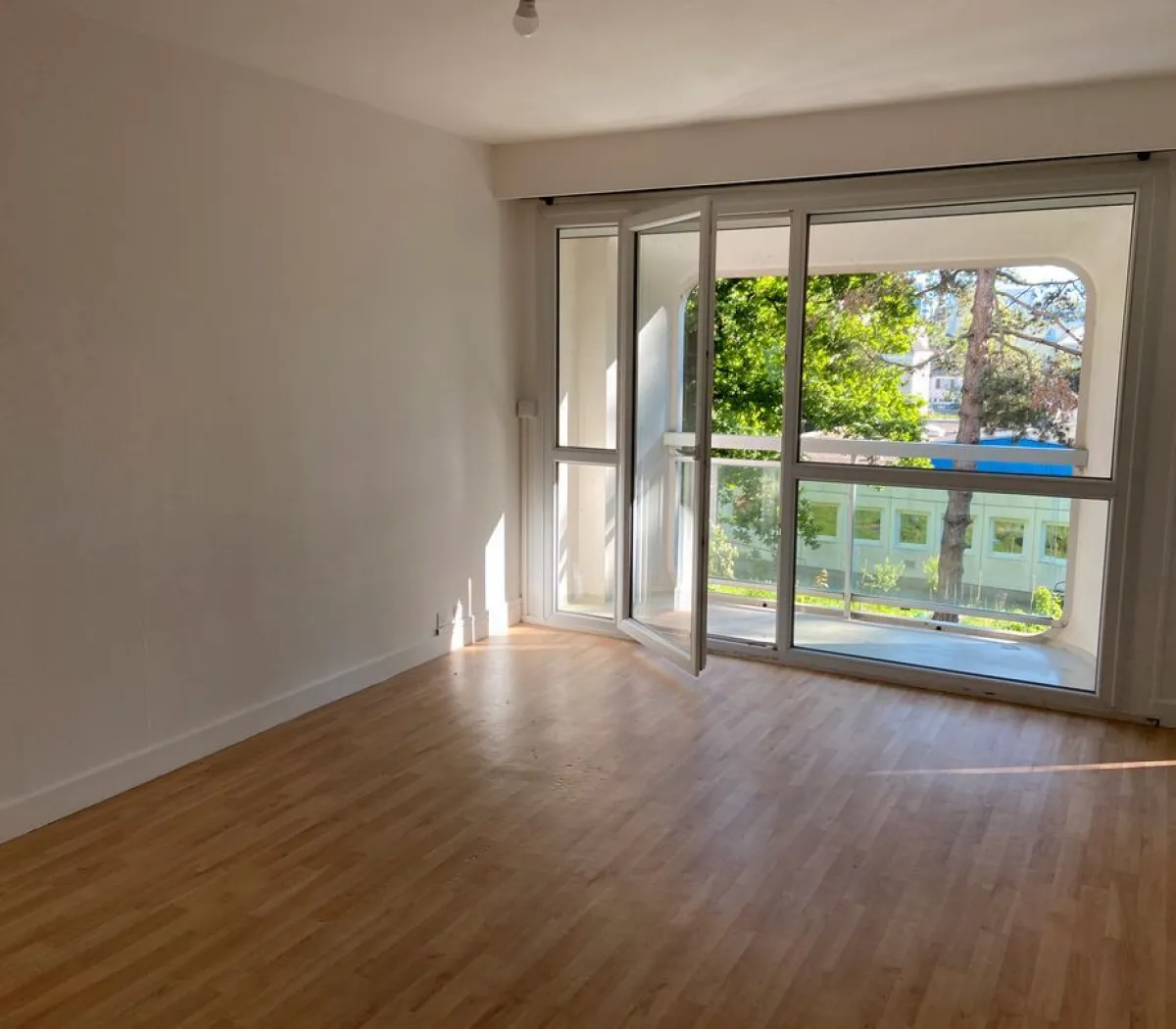 Location Rennes Appartement 6a50c964df1a