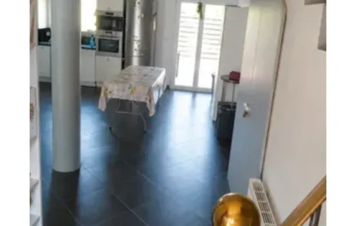 Location Vaulx-en-Velin Maison 6a526abd575f