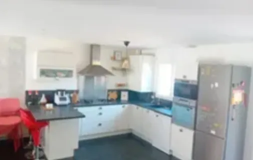 Location Vaulx-en-Velin Maison 6a526abd575f