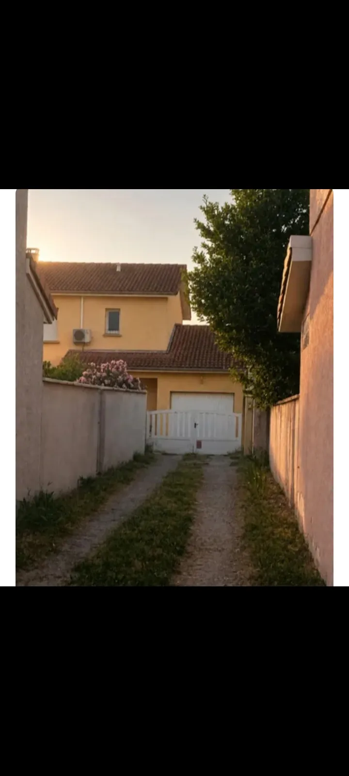 Location Vaulx-en-Velin Maison 6a526abd575f