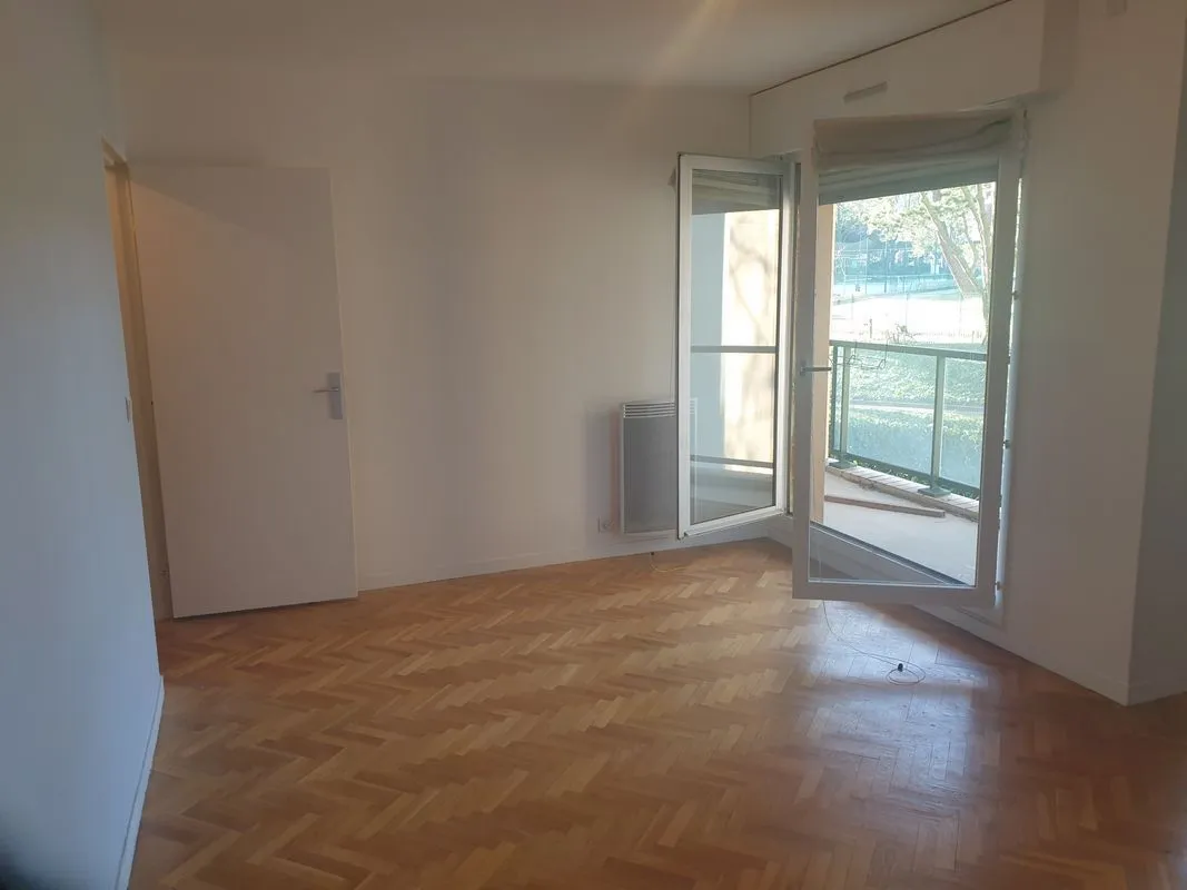 Location Saint-Cloud Appartement 6a52f6cbdd99