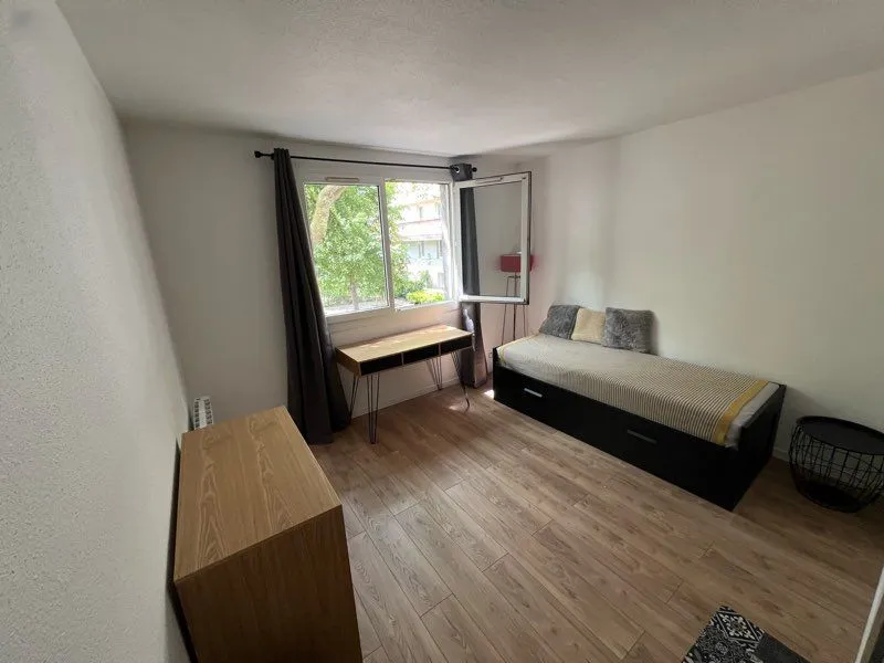 Location Issy-les-Moulineaux Appartement 6a53d11eef23