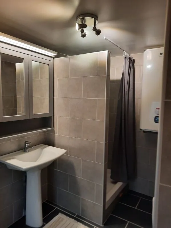 Location Issy-les-Moulineaux Maison 6a53d60e0150