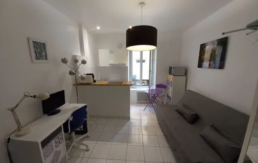 Location Levallois-Perret Appartement 6a545678bb09