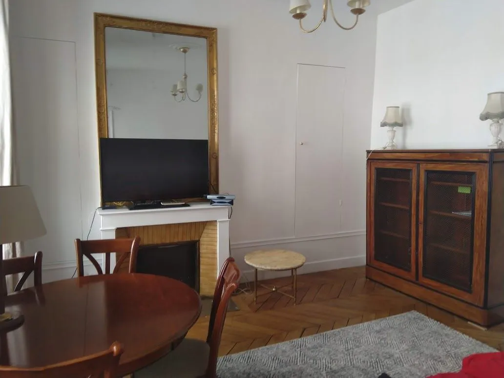 Location Paris Appartement 6a54579b5431
