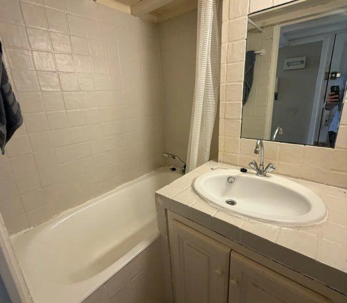 Location Aix-en-Provence Appartement 6a549f0df3cb