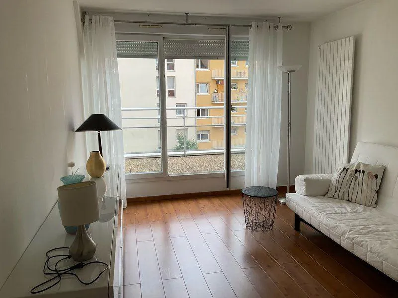 Location Strasbourg Appartement 6a54a81443e3