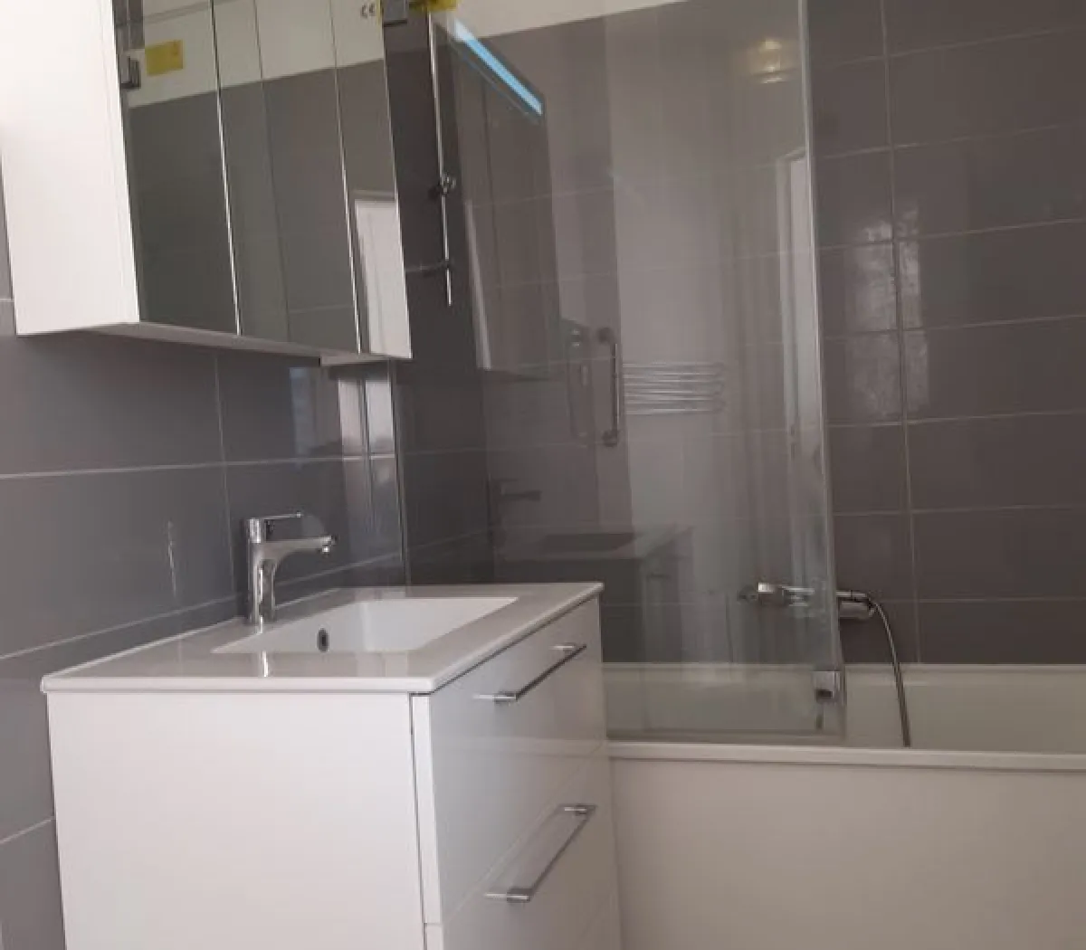 Location Issy-les-Moulineaux Appartement 6a556d47bec2
