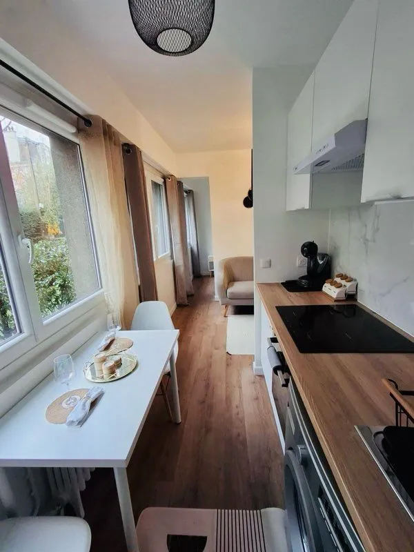 Location Courbevoie Appartement 6a55f65cc15a