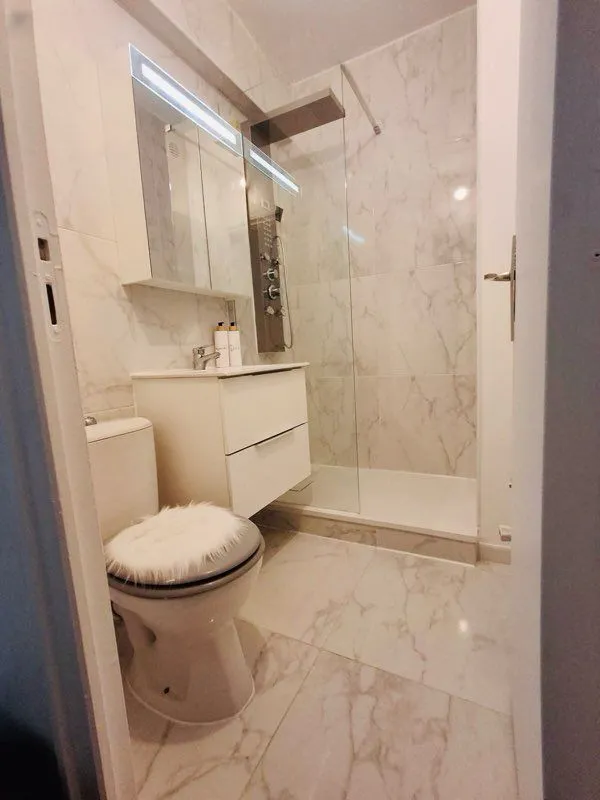 Location Courbevoie Appartement 6a55f65cc15a