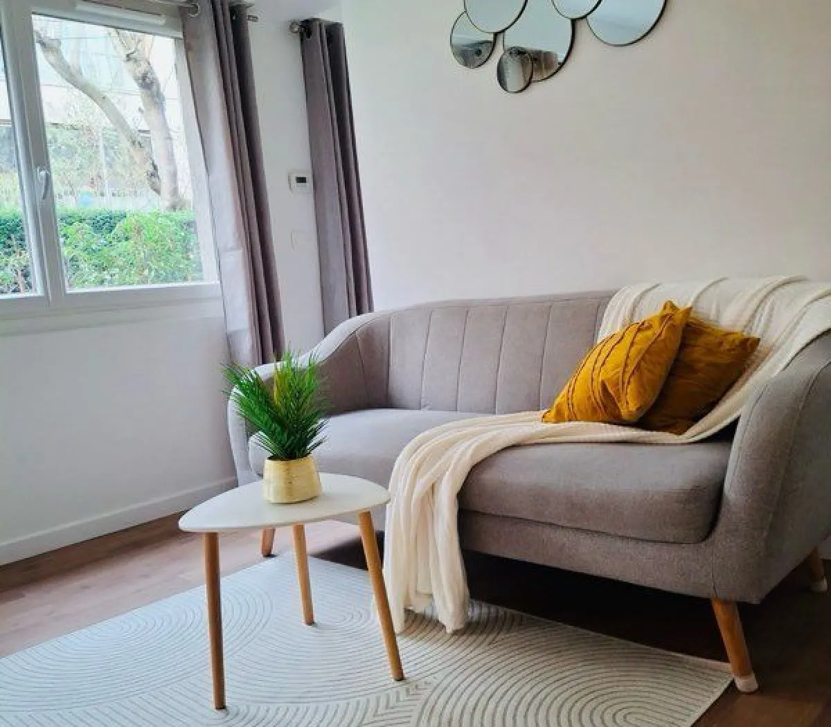 Location Courbevoie Appartement 6a55f65cc15a