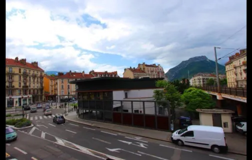 Location Grenoble Appartement 6a55fcbaa12f
