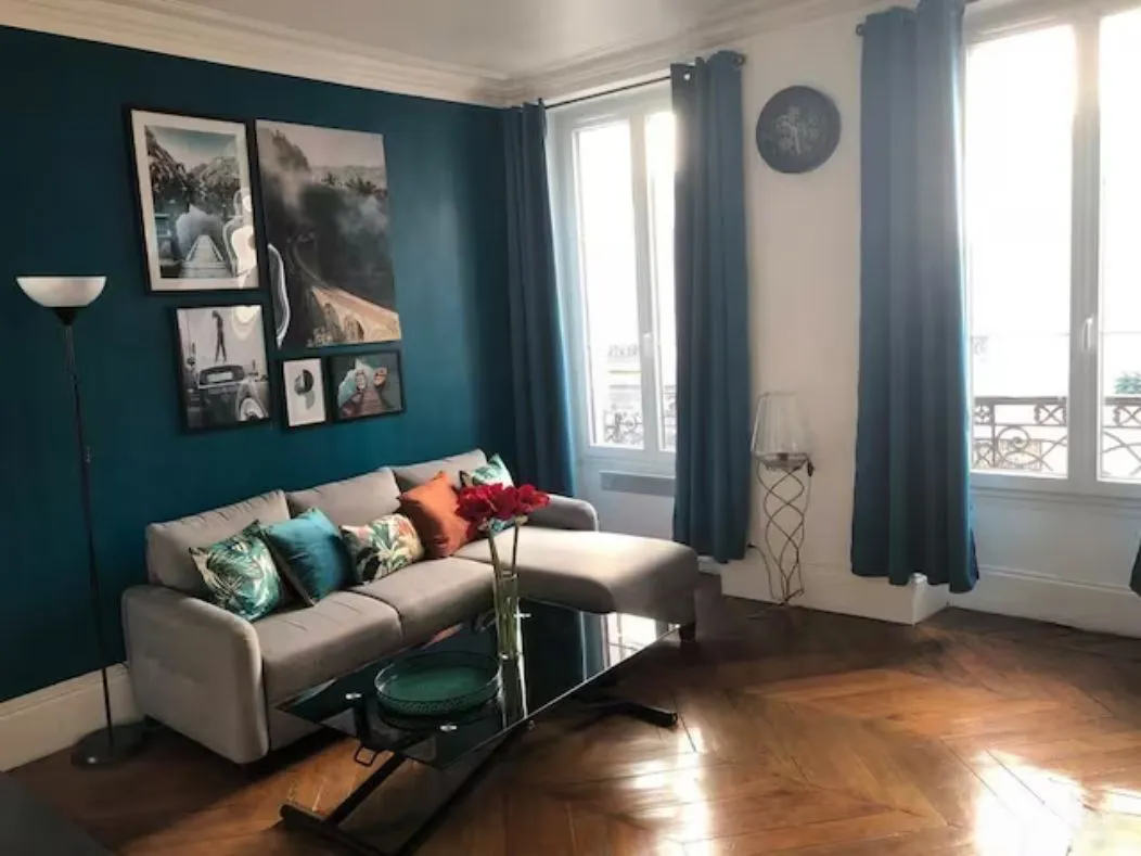 Location Paris Appartement 6a56696a74da