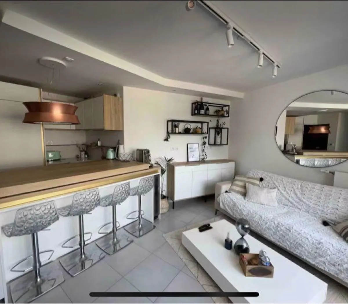 Location Issy-les-Moulineaux Appartement 6a59420eaa8f