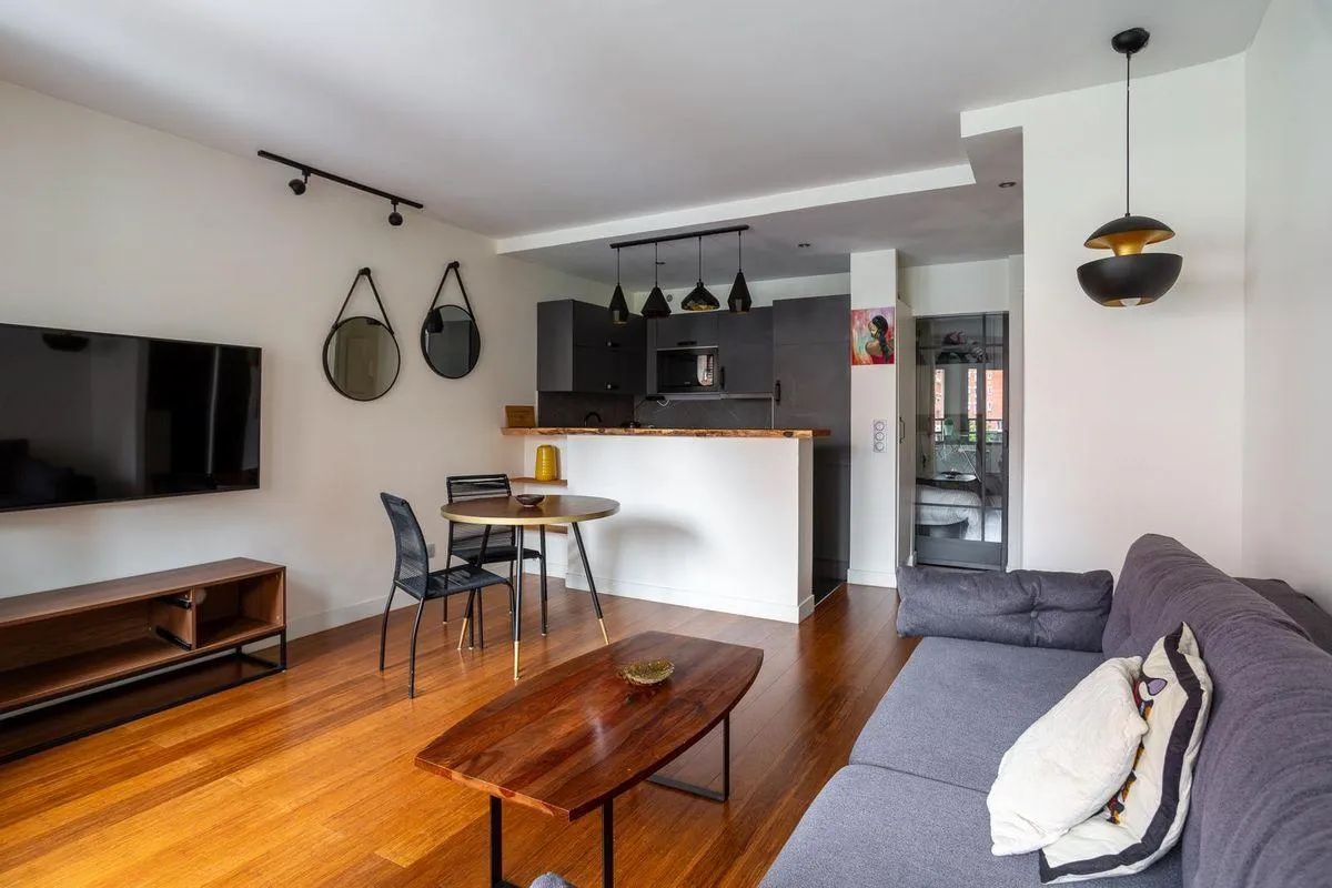 Location Paris Appartement 6a59f1d9005a
