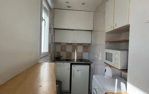 Location Courbevoie Appartement 6a5dd67f7127