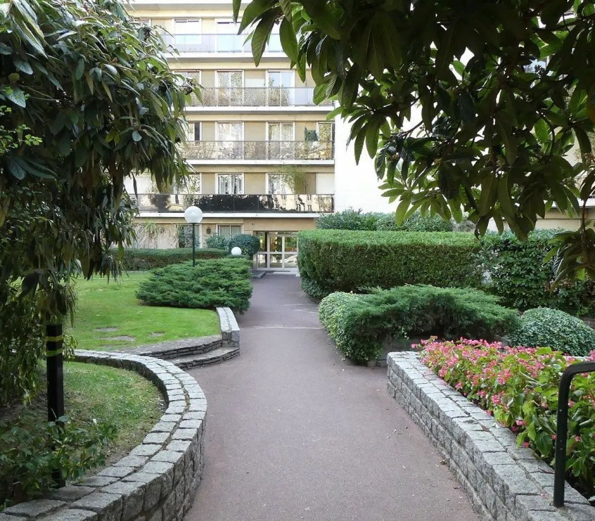 Location Neuilly-sur-Seine Appartement 6a5e8ea19af3