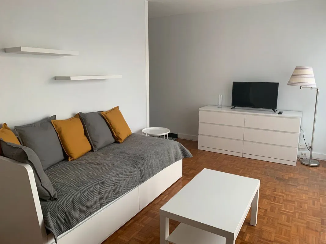 Location Arcueil Appartement 6a5e940280f1