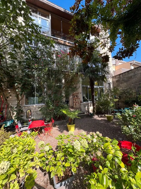 Location Bordeaux Appartement 6a5f7b4a8722