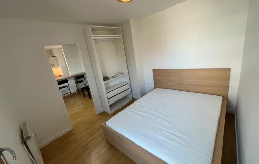 Location Issy-les-Moulineaux Appartement 6a633765a4b2
