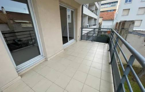 Location Nîmes Appartement 6a64a101746d