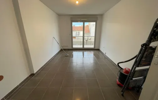Location Nîmes Appartement 6a64a101746d