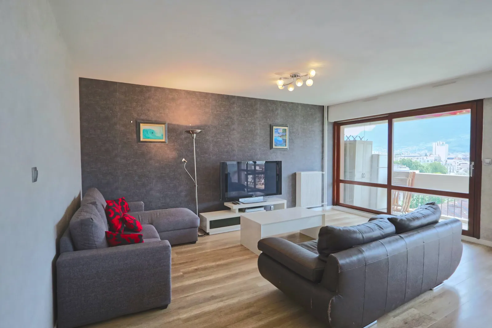 Location Grenoble Appartement 6a676c93c8c8