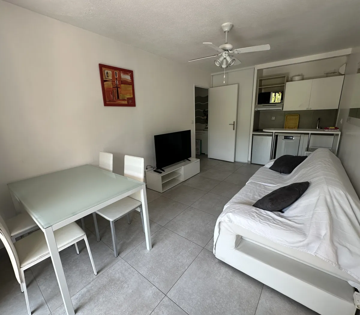 Location Vallauris Appartement 6a68a93750fd