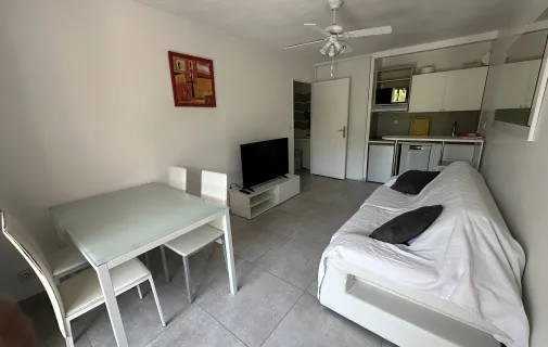 Location Vallauris Appartement 6a68a93750fd