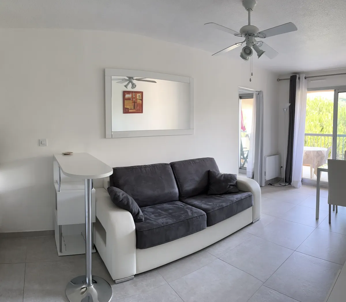 Location Vallauris Appartement 6a68a93750fd