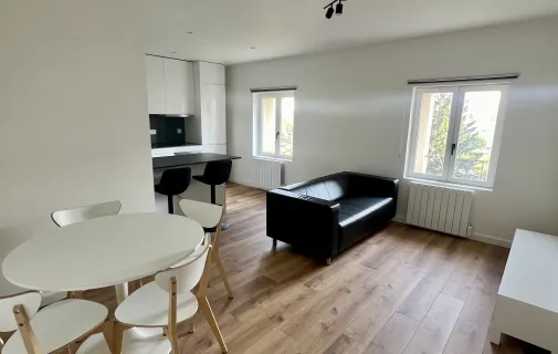 Location Caluire-et-Cuire Appartement 6a6a0f4aa6cc