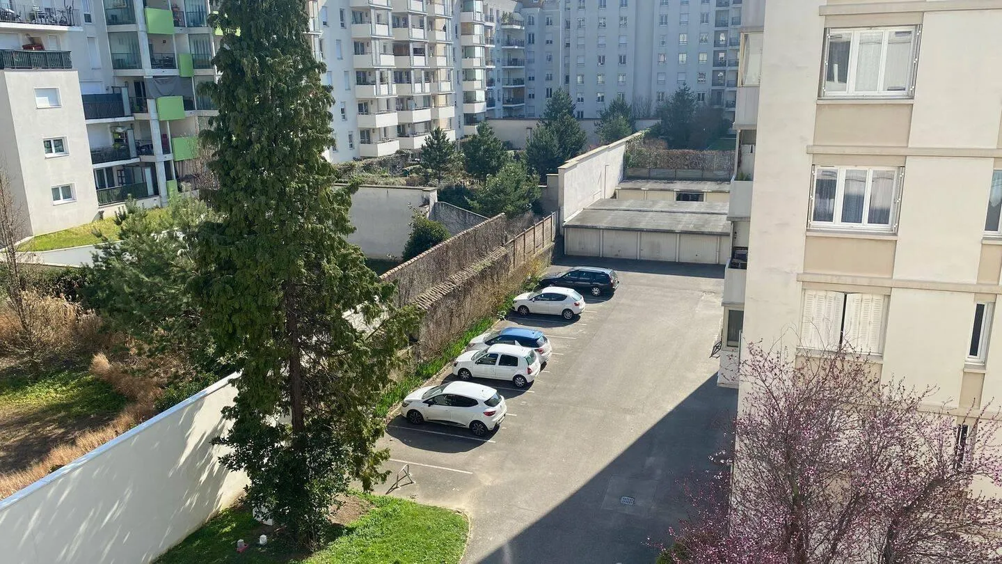 Location Villeurbanne Appartement 6a70a08ac5a9