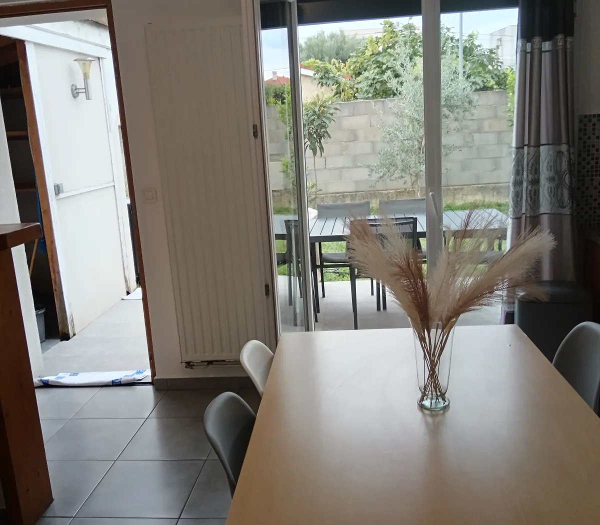 Location Vaulx-en-Velin Maison 6a75b2e76034