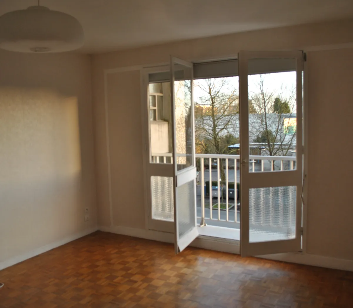 Location Rennes Appartement 6a76d9317957