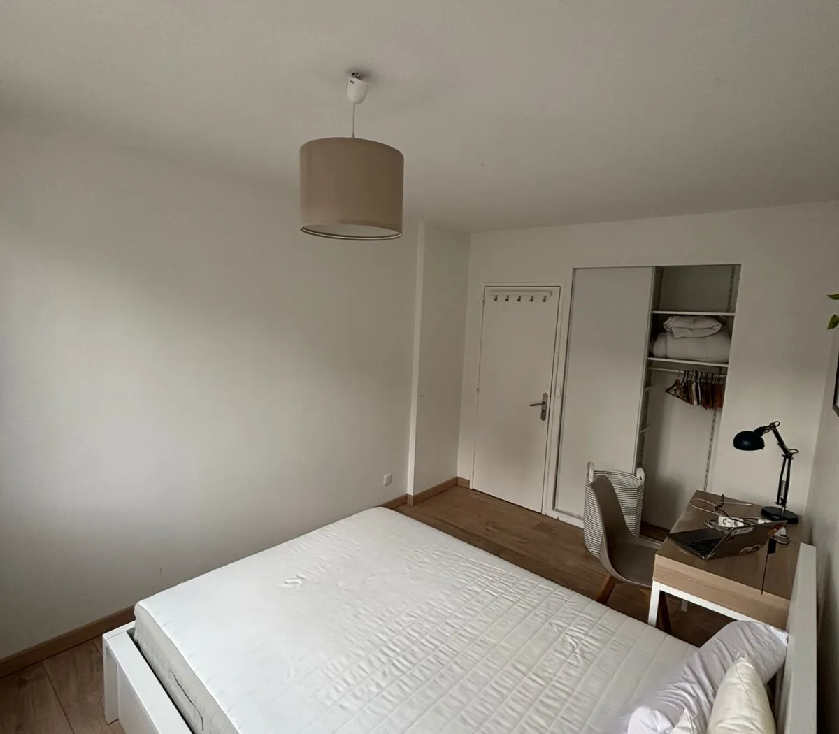 Location Grenoble Chambre 6a79f2e3b3bf