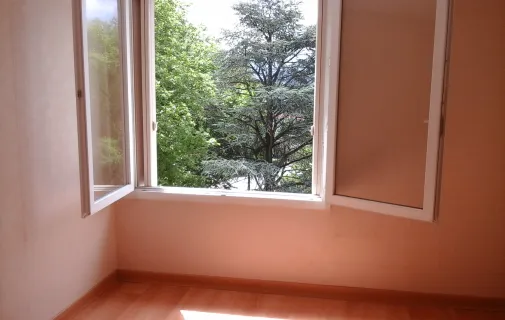 Location Grenoble Appartement 6a79f8b1235f