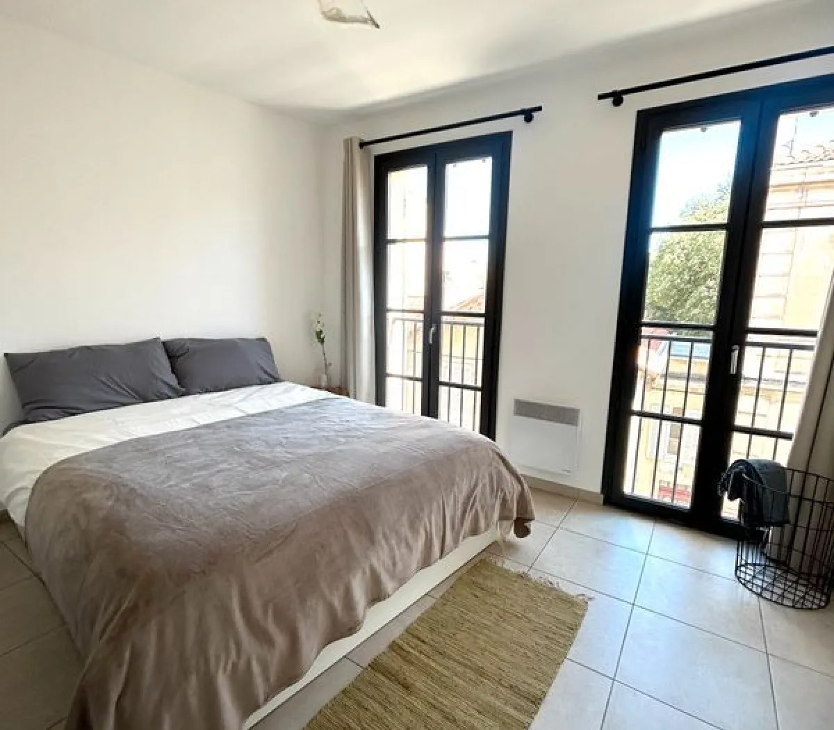 Location Aix-en-Provence Appartement 6a7ae1d7eb72