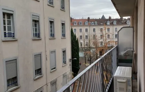 Location Grenoble Appartement 6a80e7495504